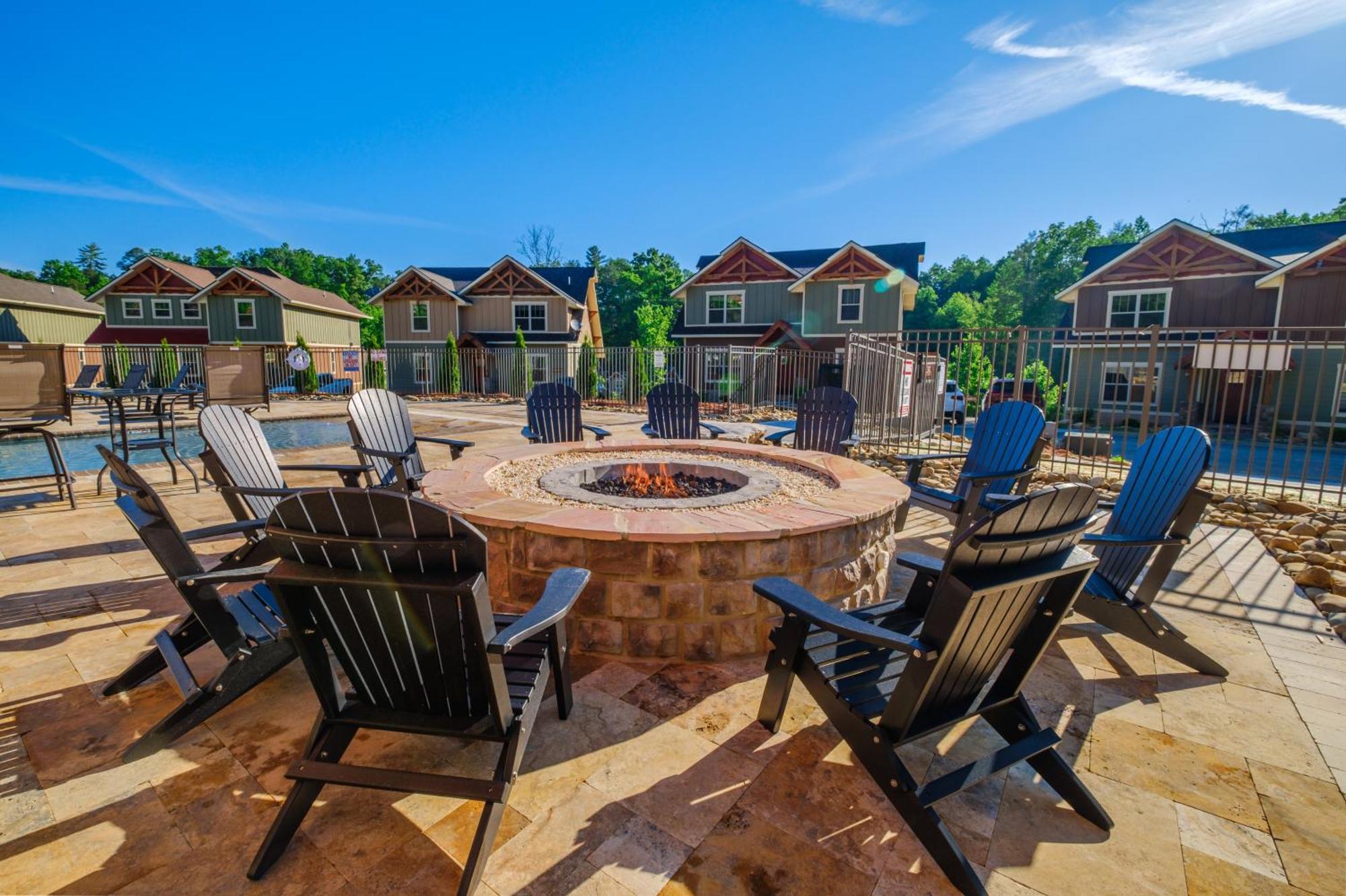 Heavenly Haven By Eden Crest Chalet *