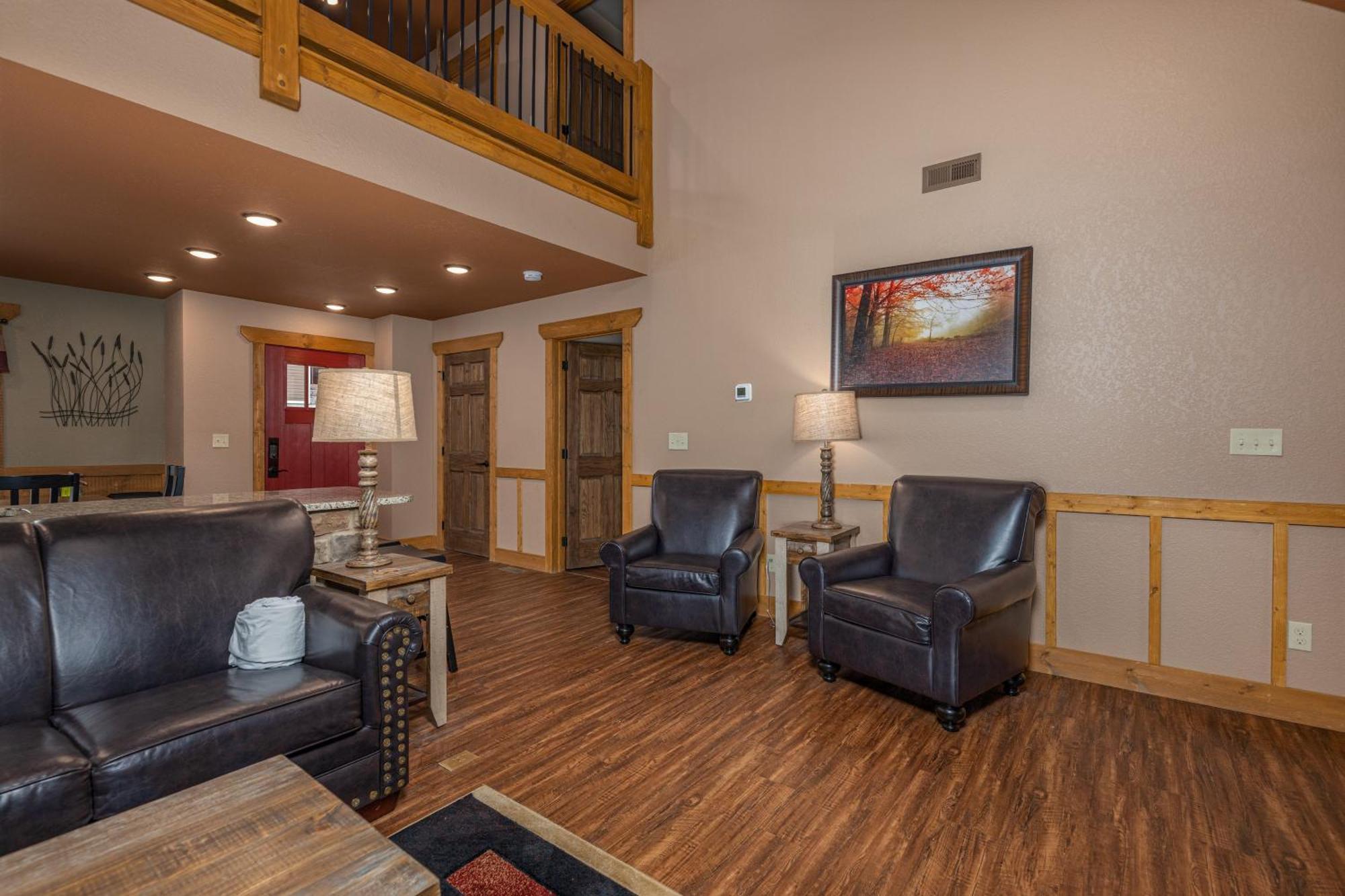 Heavenly Haven By Eden Crest Chalet